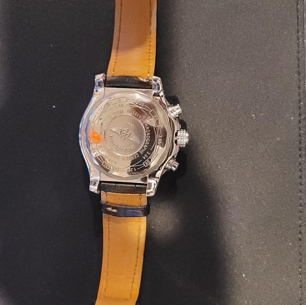 Mens Watch - Picture 5 of 7